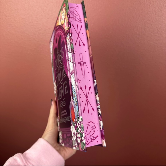 FairyLoot Stephanie Garber A Curse for True Love OUABH #3 Sprayed Edges Signed - Picture 3 of 10